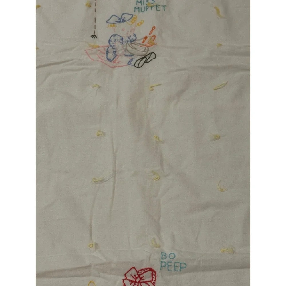 Unbranded Nursery Rhyme Baby Bed Blanket White Hand Embroidered Vintage Style